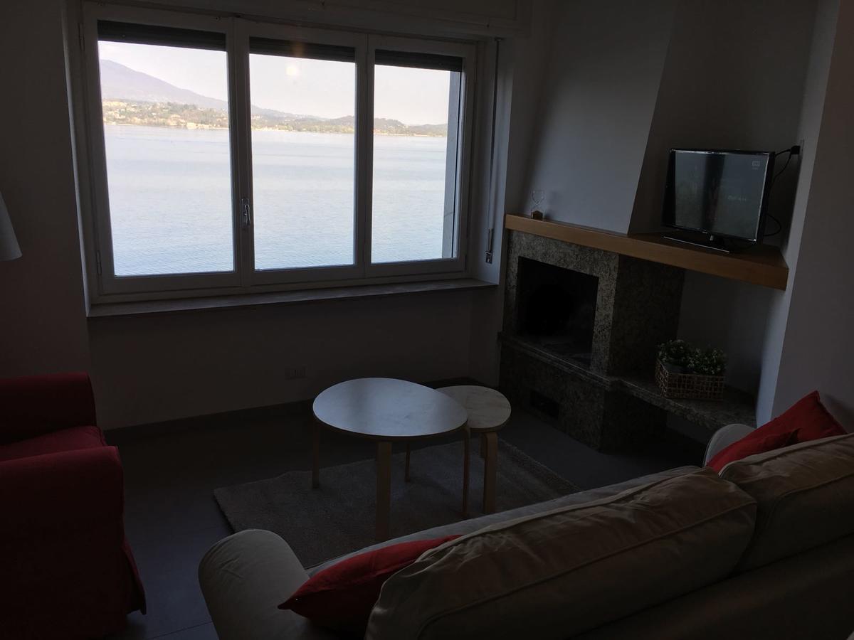 Bmp Apartment Gioiosa 1 Terrazza Vista Lago Belgirate Bagian luar foto